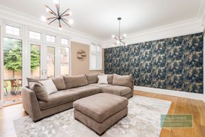 Photo 16- click for photo gallery